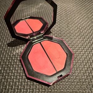 Fenty cream Dual-Tone Blush Palette